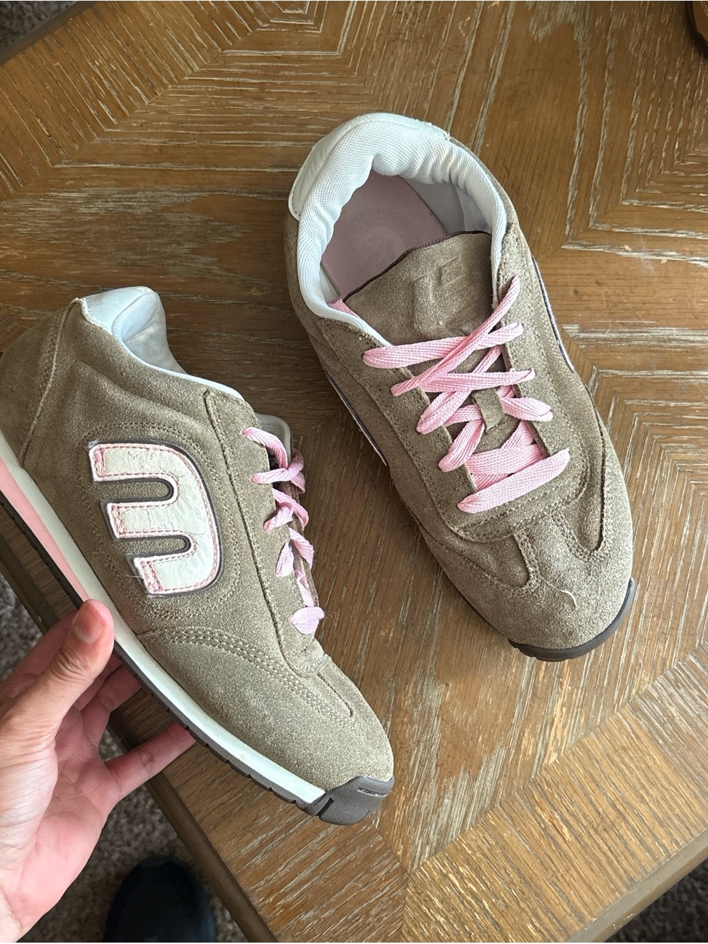 Etnies Taupe Suede Sneakers with Pink Accents